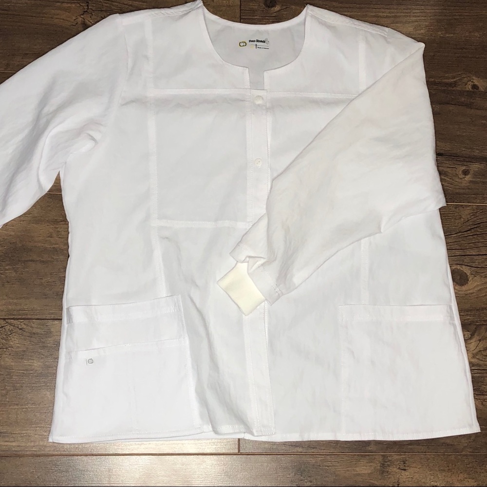 Wonderwink Scrub lab coat